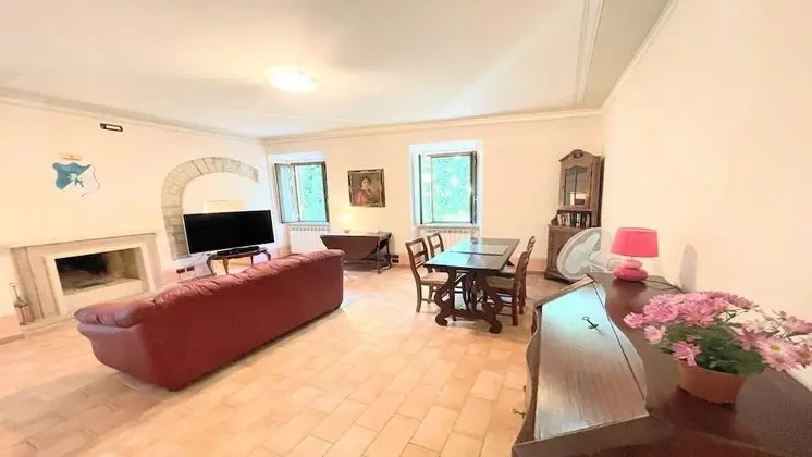 Villa, 5 Yatak Odası, Şömine