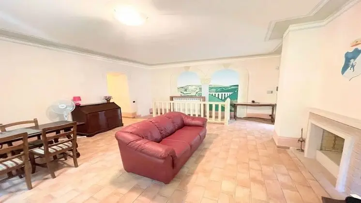 Villa, 5 Yatak Odası, Şömine