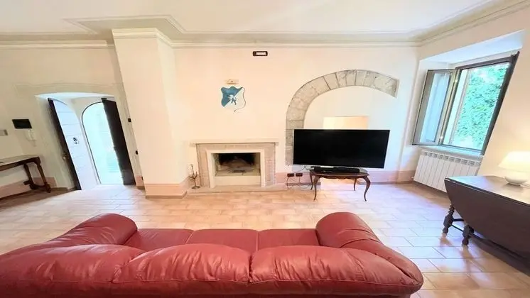 Villa, 5 Yatak Odası, Şömine