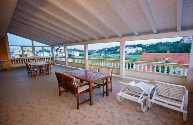 Apart Daire (Spomenka - green paradise - A2(4+1))