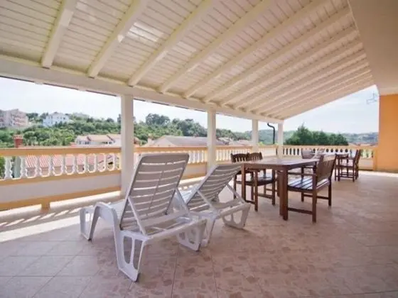 Apart Daire (Spomenka - green paradise - A2(4+1))