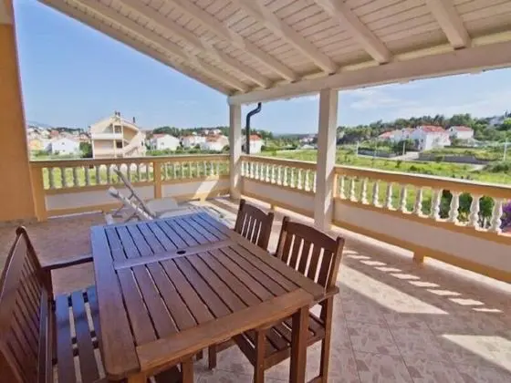 Apart Daire (Spomenka - green paradise - A2(4+1))