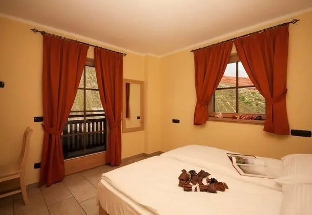 Family Apart Daire, Birden Çok Yatak, Dağ Yamacı (Sponda)