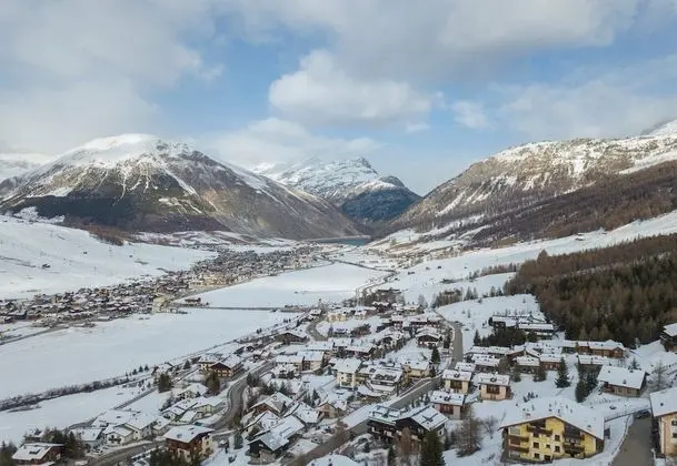 Family Apart Daire, Birden Çok Yatak, Dağ Yamacı (Sponda)