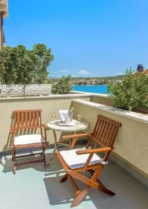 Comfort Tek Büyük veya İki Ayrı Yataklı Oda, Deniz Manzaralı