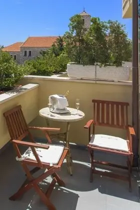 Comfort Tek Büyük veya İki Ayrı Yataklı Oda, Deniz Manzaralı