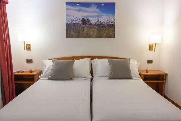 İki Ayrı Yataklı Oda