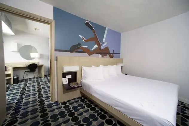 Mountain View Room