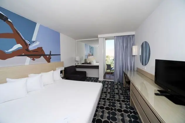 Pool View Room