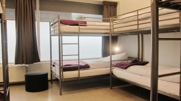 Ortak Ranzalı Oda, Karma Ranzalı Oda, Ortak Banyo (8 Beds)