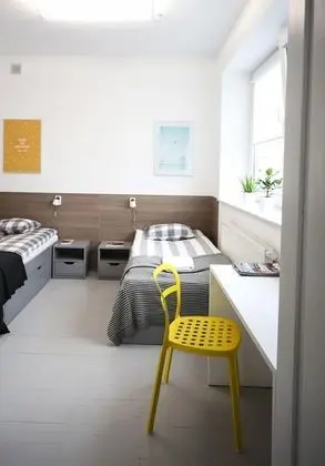 İki Ayrı Yataklı Oda, Ortak Banyo (Niedziela)