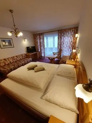 Tek Büyük Yataklı Oda (Saxner)