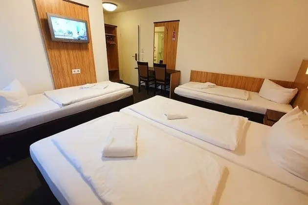 Dört Kişilik Oda