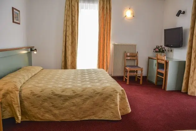 Comfort Tek Büyük veya İki Ayrı Yataklı Oda