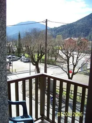 Comfort Tek Büyük veya İki Ayrı Yataklı Oda