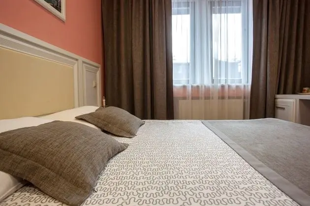 Standard Tek Büyük veya İki Ayrı Yataklı Oda