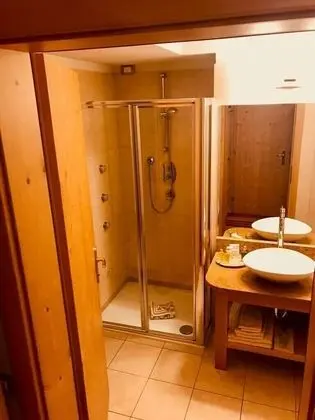 Comfort Büyük Yataklı Tek Kişilik Oda
