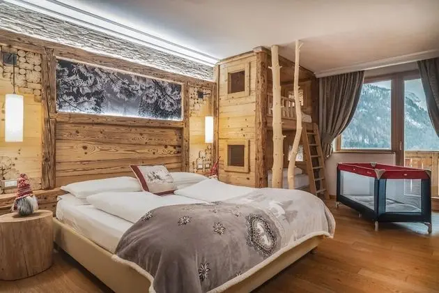 Luxury Tek Büyük Yataklı Oda