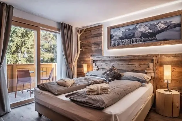 Luxury Tek Büyük Yataklı Oda