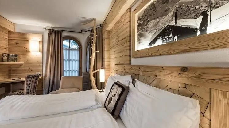 Luxury Tek Büyük Yataklı Oda