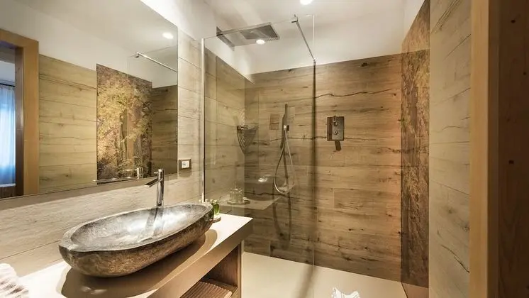 Luxury Tek Büyük Yataklı Oda