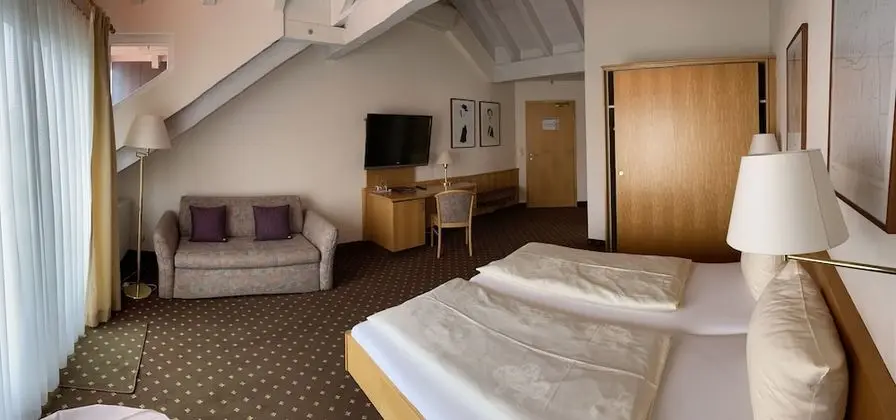 Comfort Tek Büyük Yataklı Oda