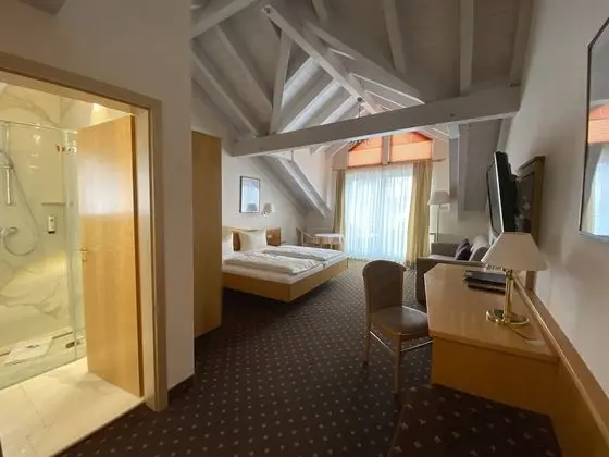 Comfort Tek Büyük Yataklı Oda