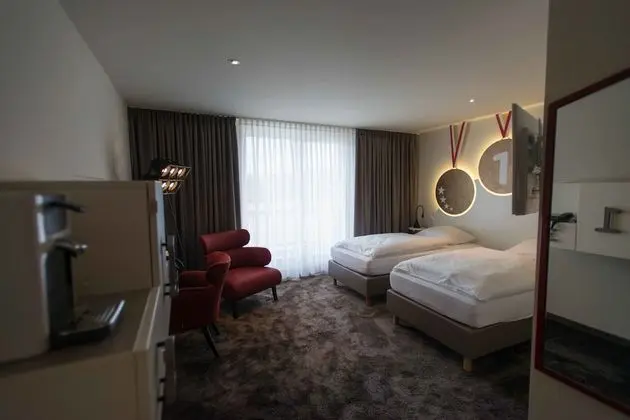 Deluxe Tek Büyük Yataklı Oda