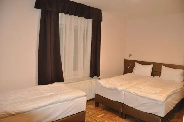 Business Oda, 3 Tek Kişilik Yatak, Avlu Manzaralı