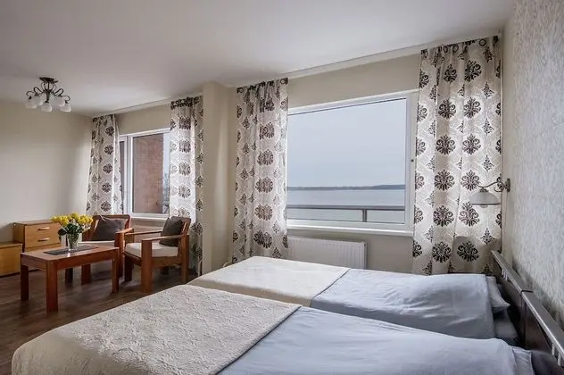 İki Ayrı Yataklı Oda, Göl Manzaralı