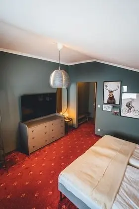 Classic Tek Büyük Yataklı Oda