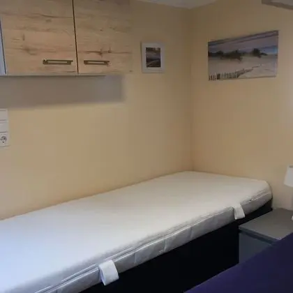 Karavan (Zander add. cleaning fee 50 EUR)
