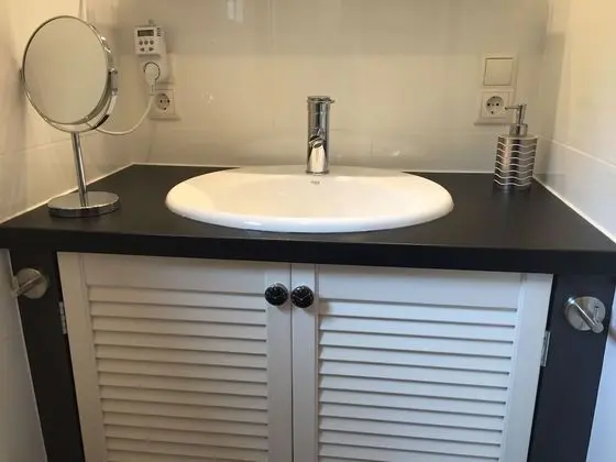 Karavan (Zander add. cleaning fee 50 EUR)