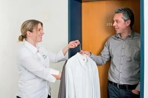 Büyük Yataklı Tek Kişilik Oda