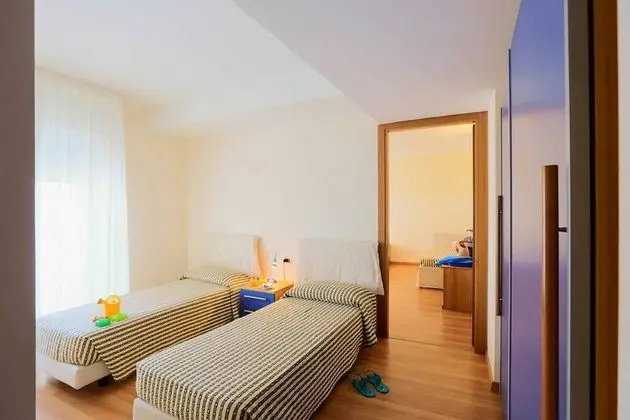 Family Oda, Deniz Manzaralı (Deluxe Family Room)
