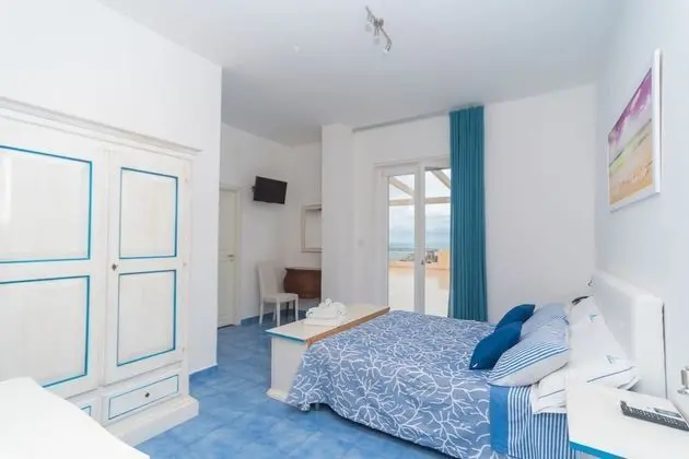 Superior Tek Büyük Yataklı Oda, Deniz Manzaralı