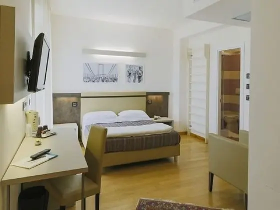 Superior Büyük Yataklı Tek Kişilik Oda