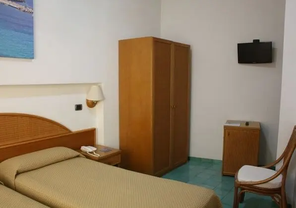 Economy İki Ayrı Yataklı Oda
