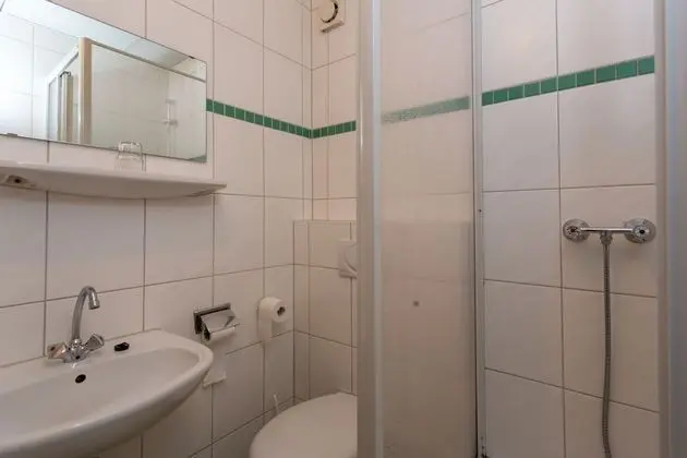 Economy İki Ayrı Yataklı Oda, 2 Tek Kişilik Yatak, Sigara İçilmez, Banyolu/Duşlu