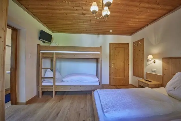 Dört Kişilik Oda