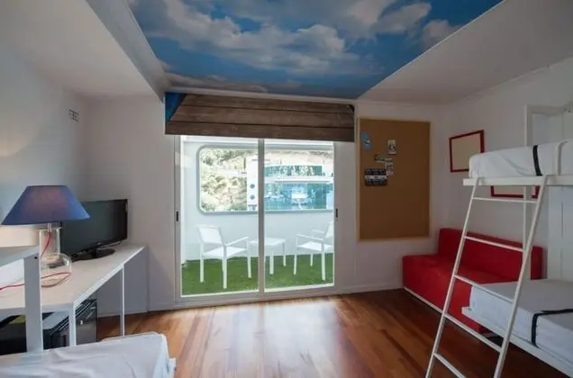 Family Oda, Birden Çok Yatak ( 2 Adults and 3 Children)