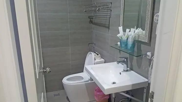 Dört Kişilik Oda, Küvet (With Bathtub)