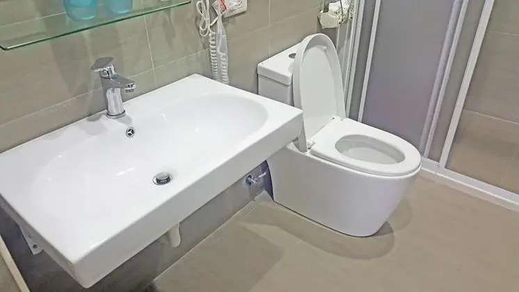 Dört Kişilik Oda (With Shower)
