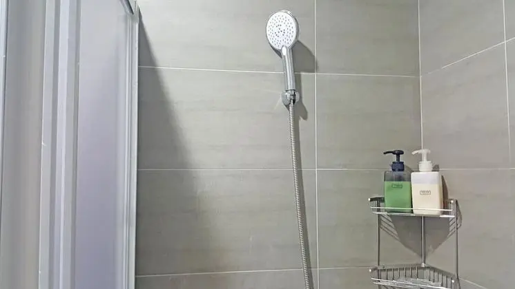 Dört Kişilik Oda (With Shower)