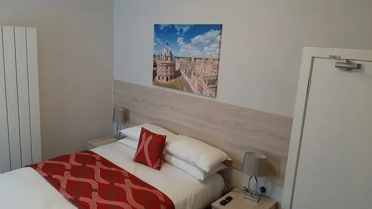 Superior Tek Büyük Yataklı Oda