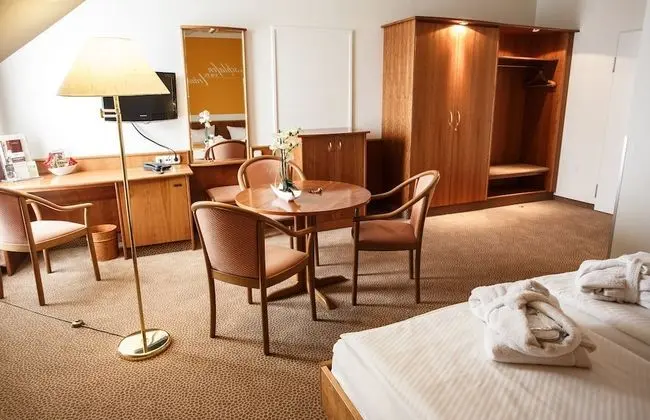 Tek Büyük Yataklı Oda