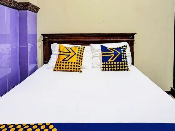Economy Tek Büyük Yataklı Oda
