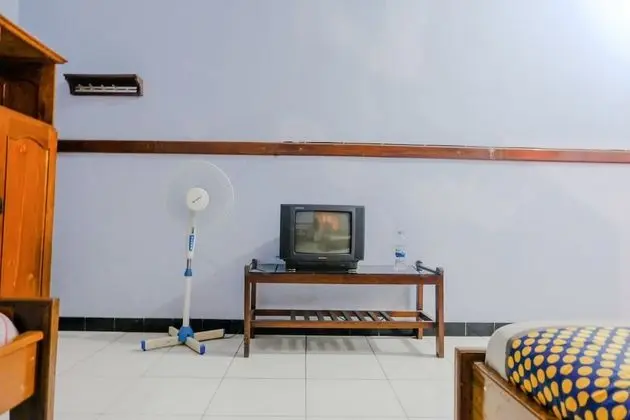 Economy Tek Büyük Yataklı Oda