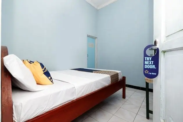 Basic Tek Büyük Yataklı Oda