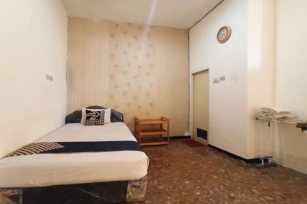 Economy Üç Kişilik Oda